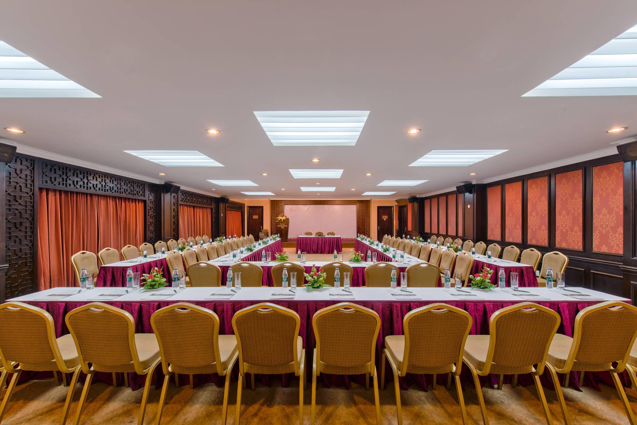 Muong Thanh Holiday Hue Hotel Buitenkant foto