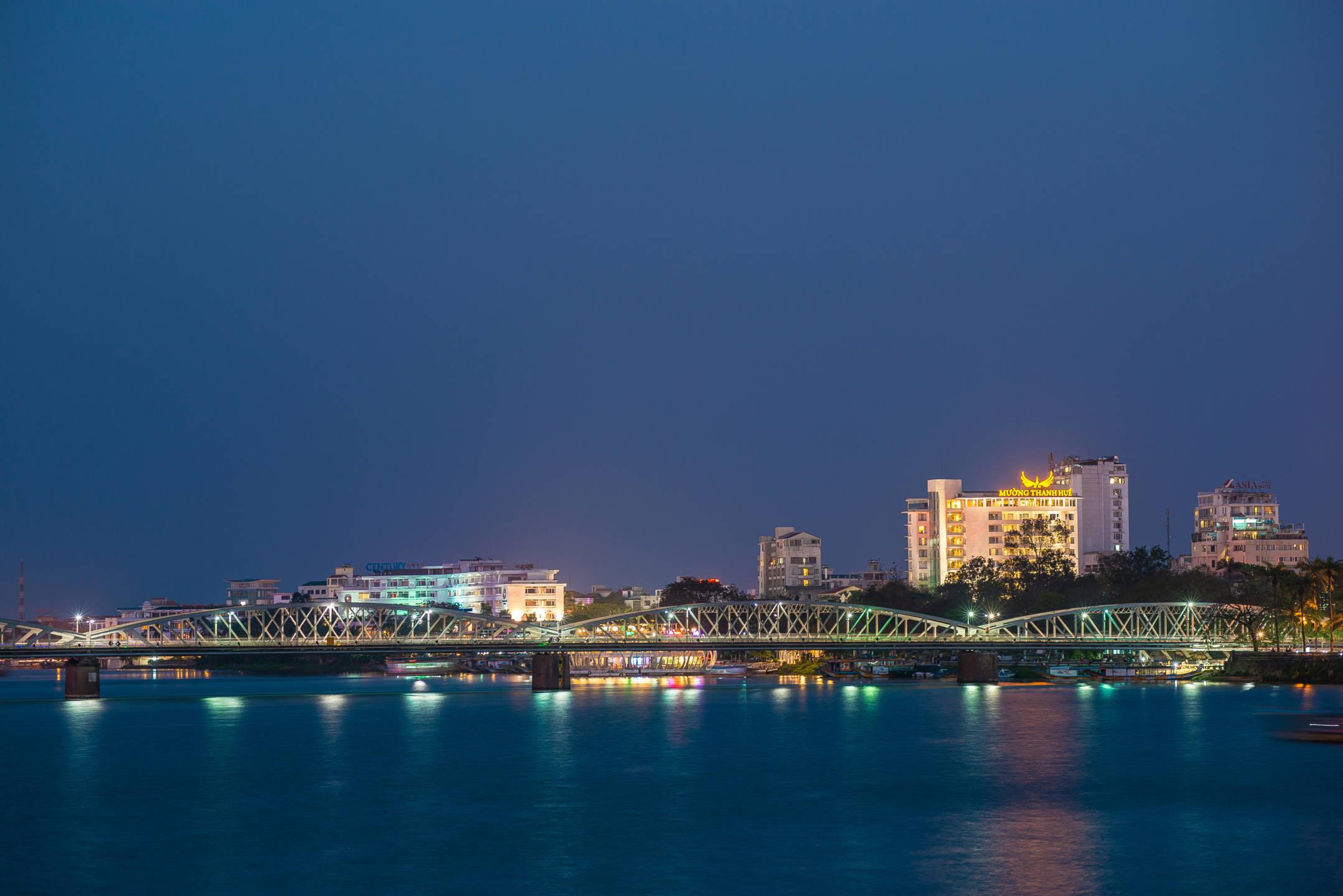 Muong Thanh Holiday Hue Hotel Buitenkant foto