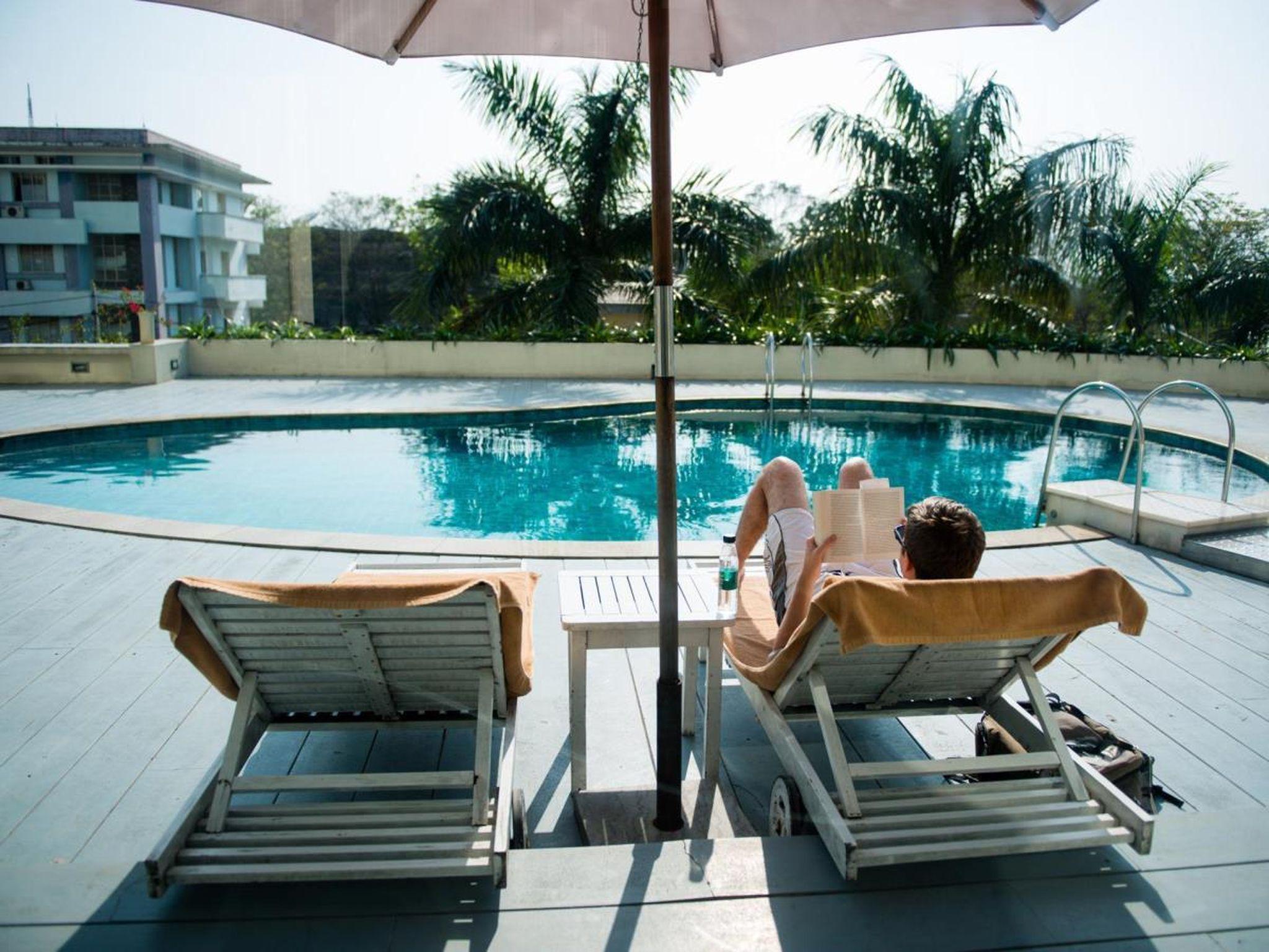 Muong Thanh Holiday Hue Hotel Buitenkant foto