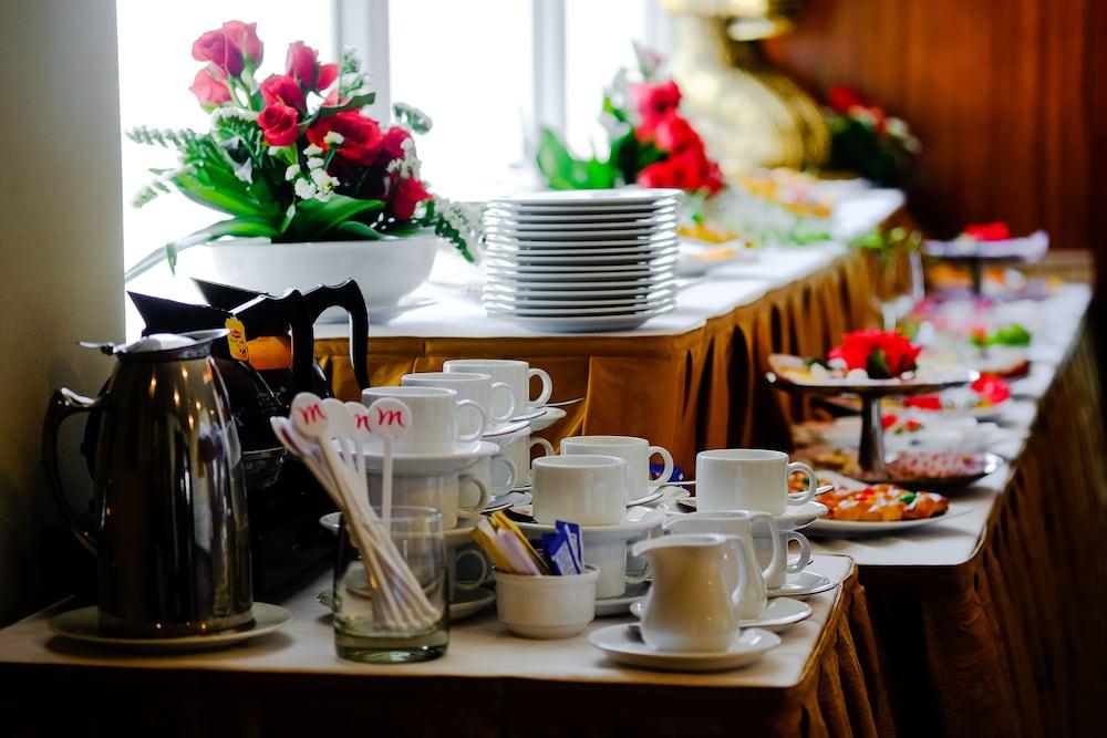 Muong Thanh Holiday Hue Hotel Buitenkant foto