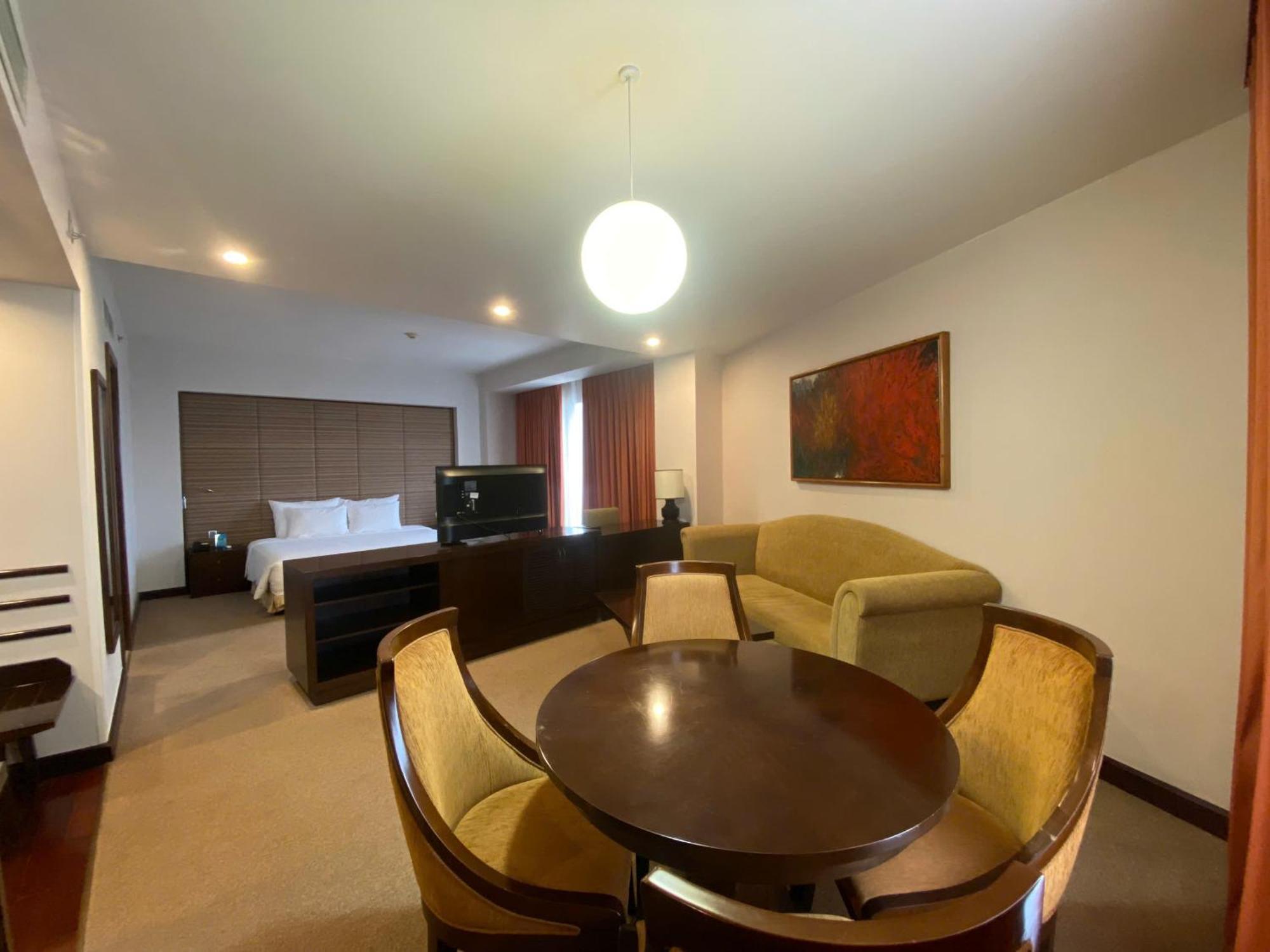 Muong Thanh Holiday Hue Hotel Kamer foto