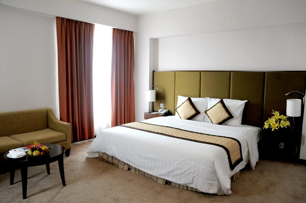 Muong Thanh Holiday Hue Hotel Buitenkant foto