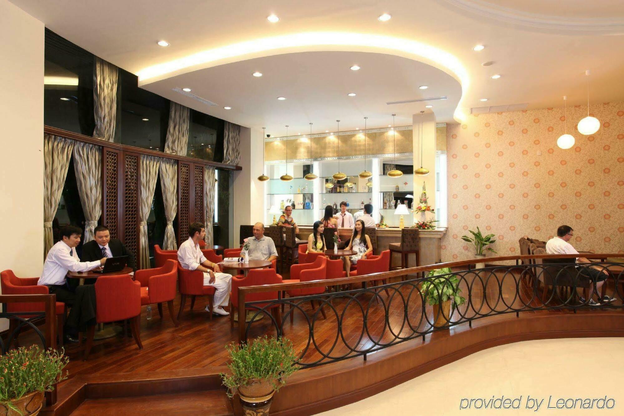 Muong Thanh Holiday Hue Hotel Buitenkant foto